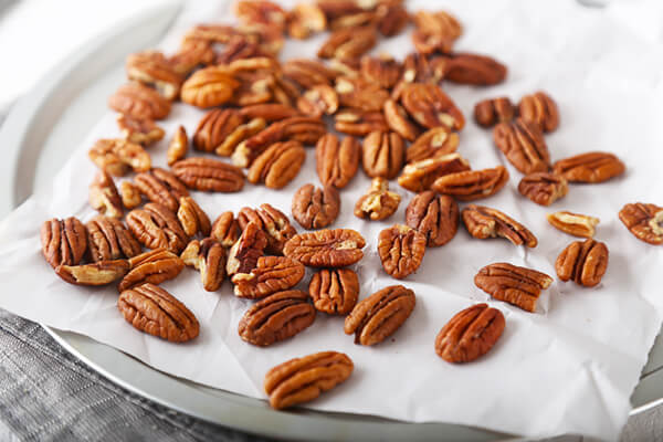 Luscious Caramel Pecan Pie