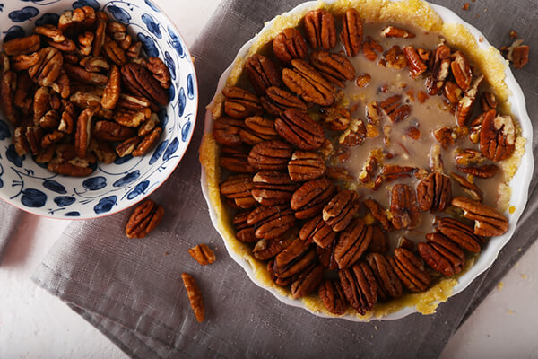 Luscious Caramel Pecan Pie