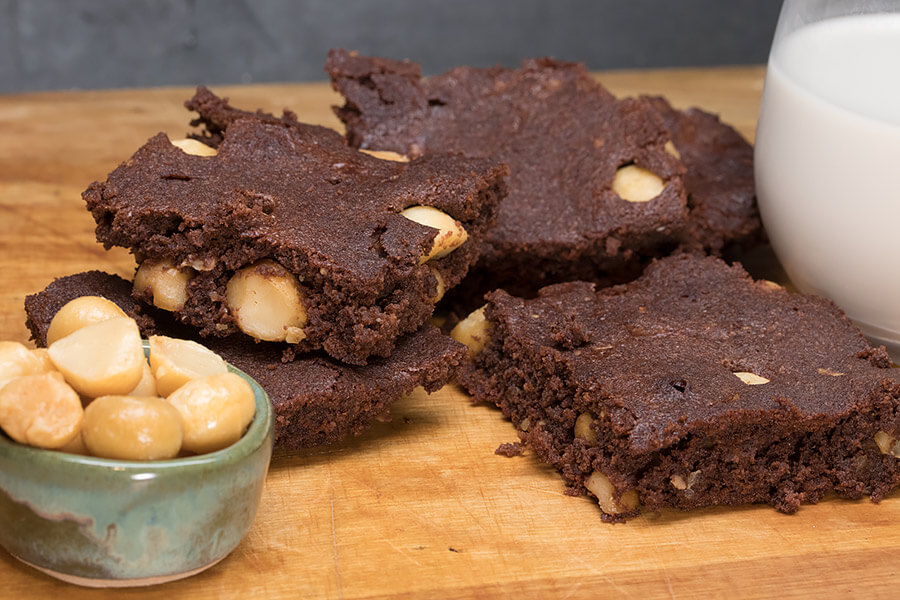 Low Carb Macadamia Nut Brownies