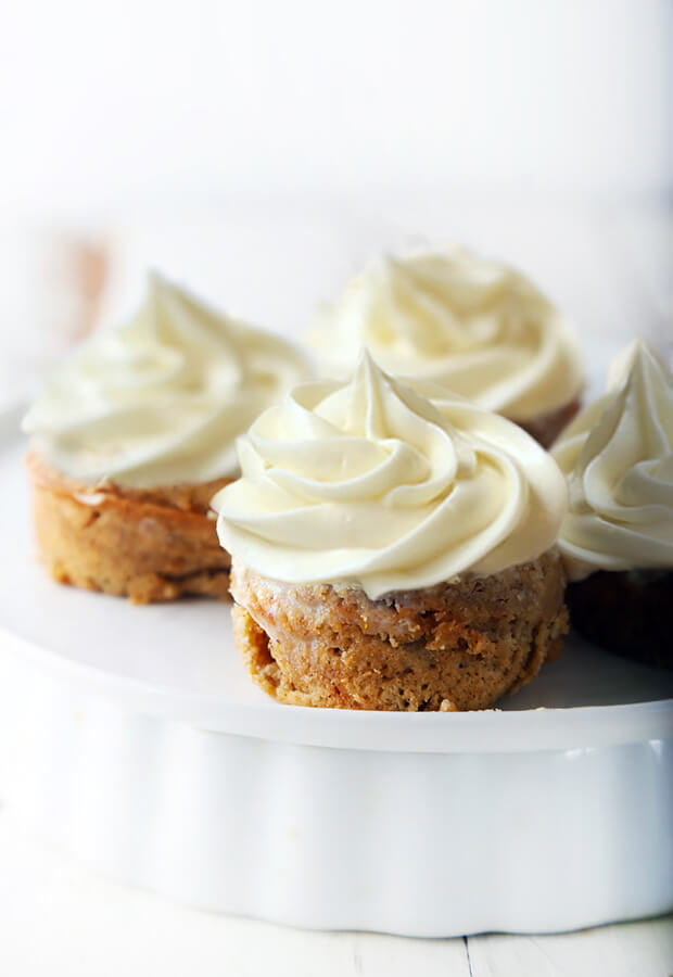 Low Carb Spice Cakes