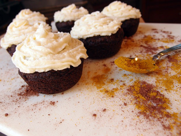 Chocolate Curry Cupcakes - Shared via www.ruled.me