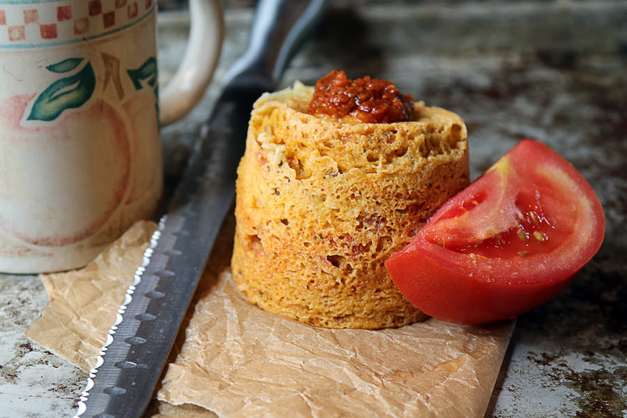 Sun Dried Tomato Pesto Mug Cake - Shared via www.ruled.me