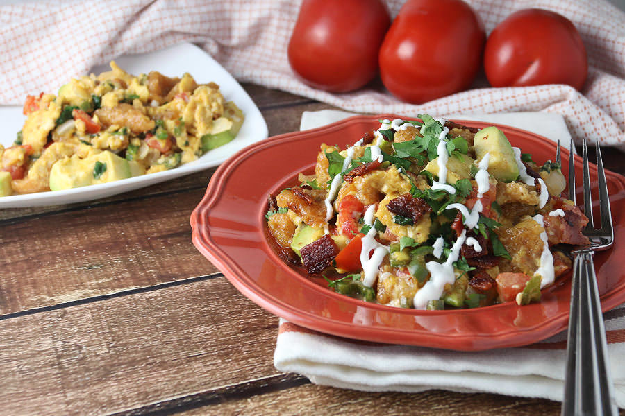 Chicharrones con Huevos