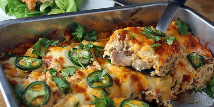 Buffalo Chicken Jalapeno Popper Casserole