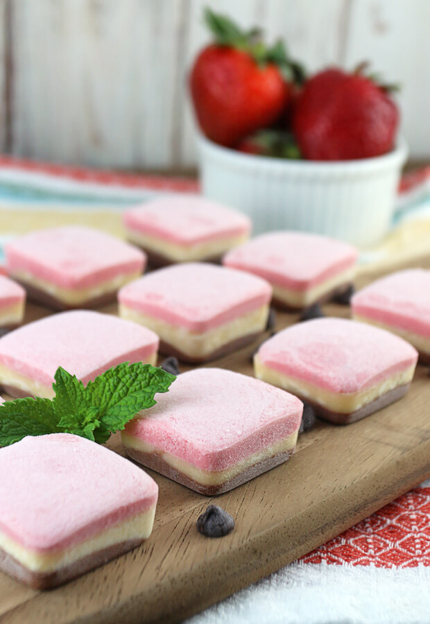 Get the best of all words this summer in the form of an ice cream fat bomb: strawberry, vanilla, and chocolate combined for a perfect trio of flavor! Shared via www.ruled.me/