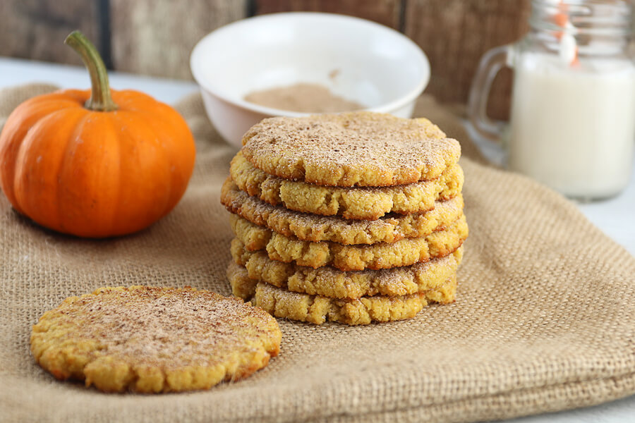 Keto Pumpkin Snickerdoodle Cookies