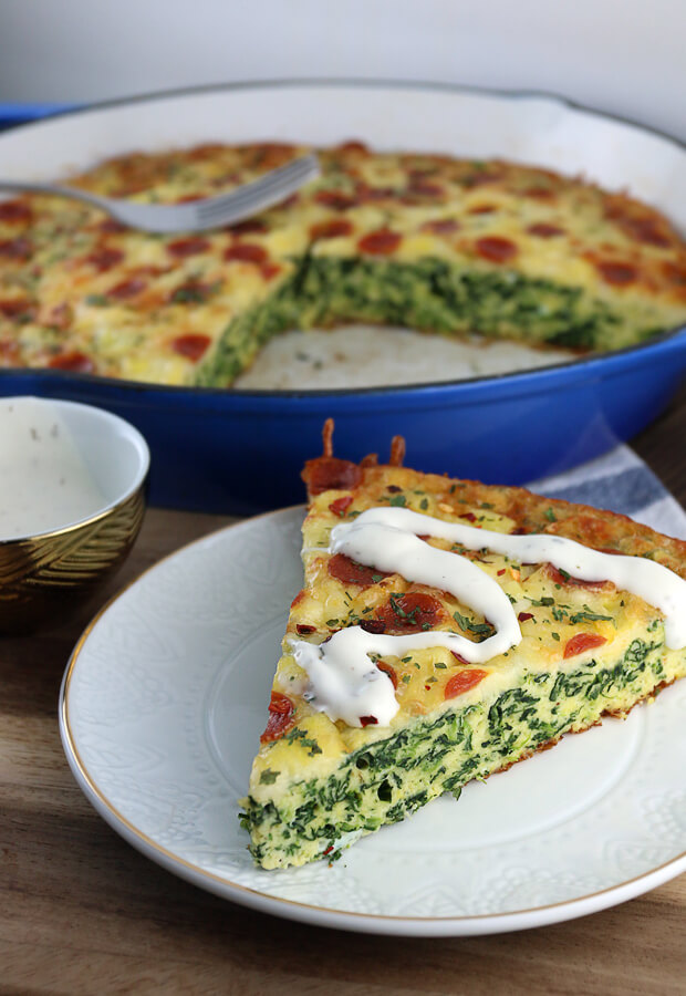 A great low-carb way to spice up your morning routine. Grab a slice of this super nutritious White Pizza Frittata before heading to work! Shared via //www.ruled.me/