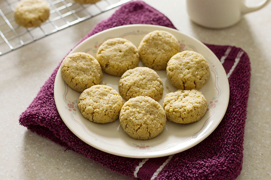 Keto Gingersnap Cookies