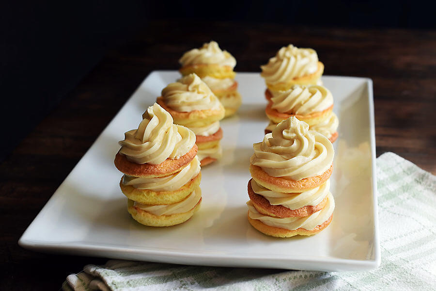 Keto Mini Vanilla Cloud Cakes