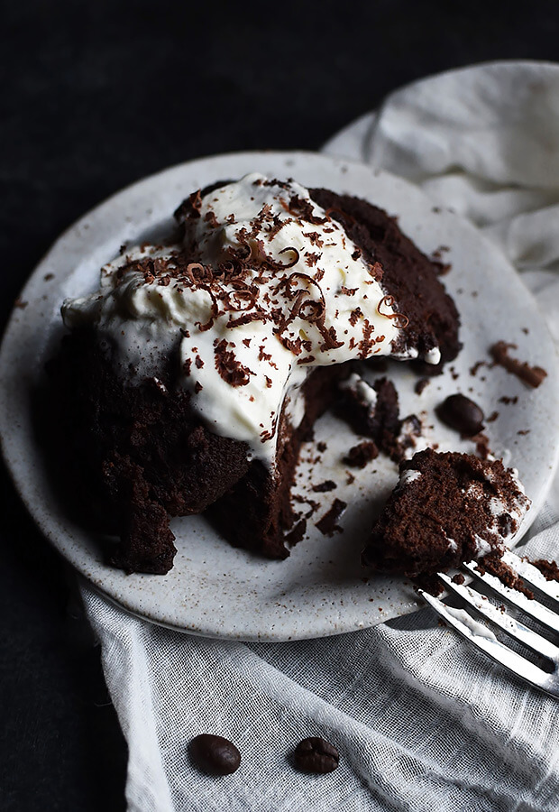 Slow-Cooker Mocha Pudding Cake