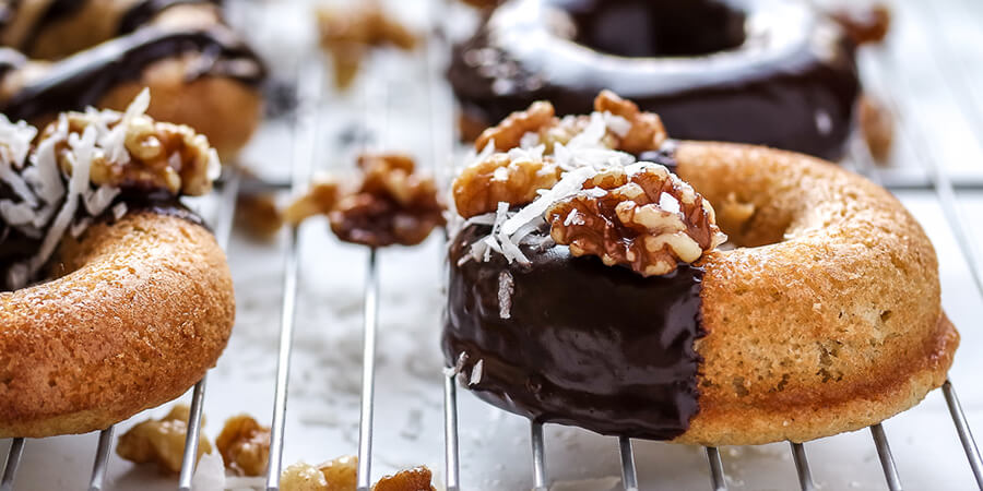 Toffee Nut Cake Donuts