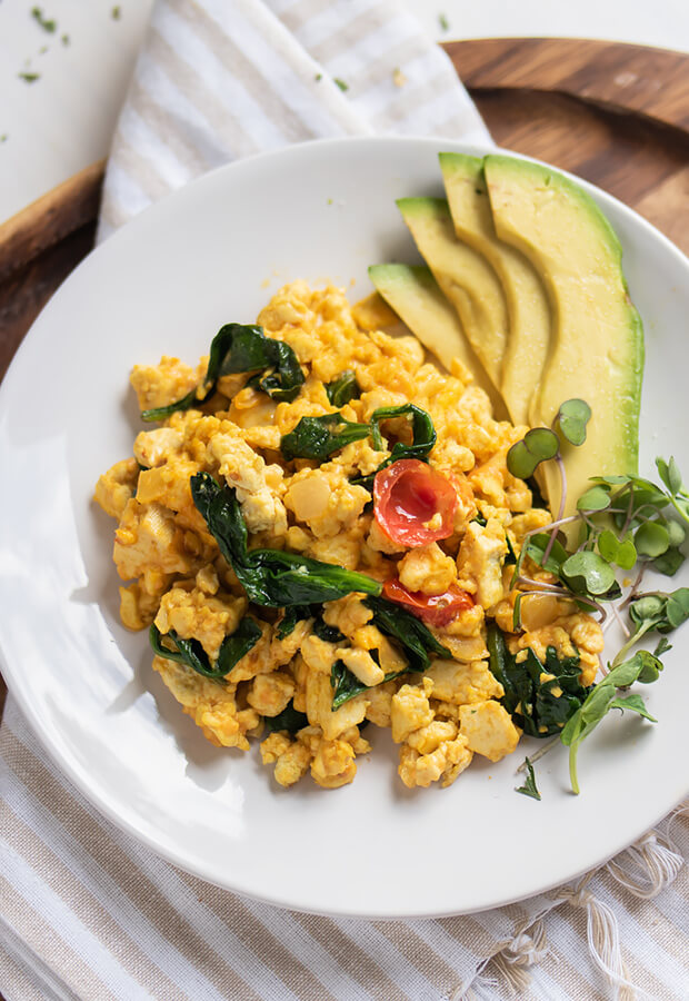 Vegan Keto Scrambled Eggs