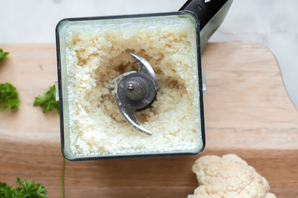 Cilantro Lime Shrimp with Crispy Coconut Caulirice