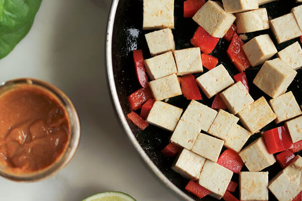 Spicy Peanut Tofu Lettuce Cups