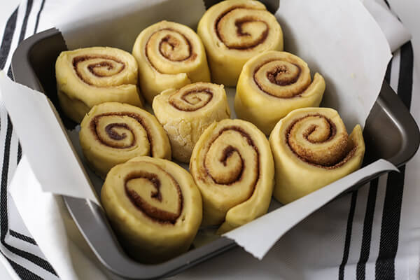 Gooey Keto Cinnamon Rolls
