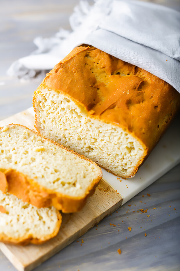 Soft and Fluffy Keto Sandwich Bread