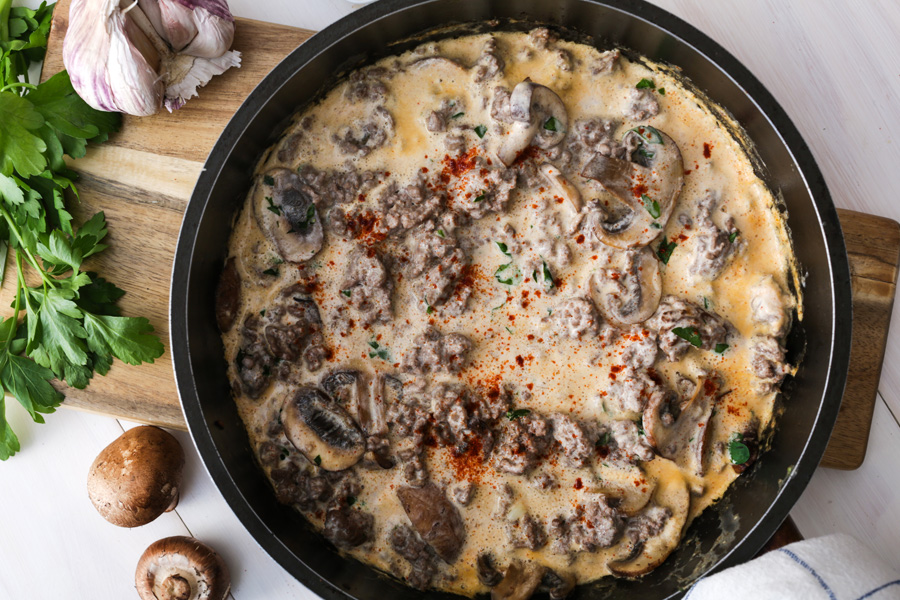 Keto Ground Beef Stroganoff