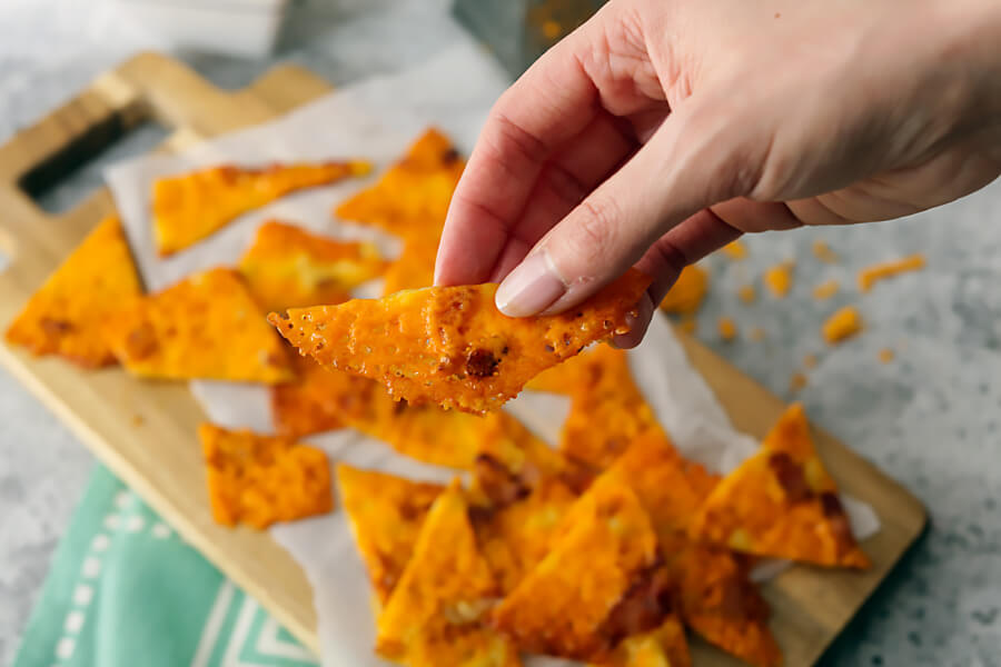 Keto Cheesy Bacon Nacho Chips