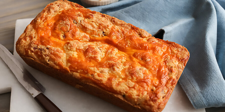 Keto Cheesy Bacon Bread