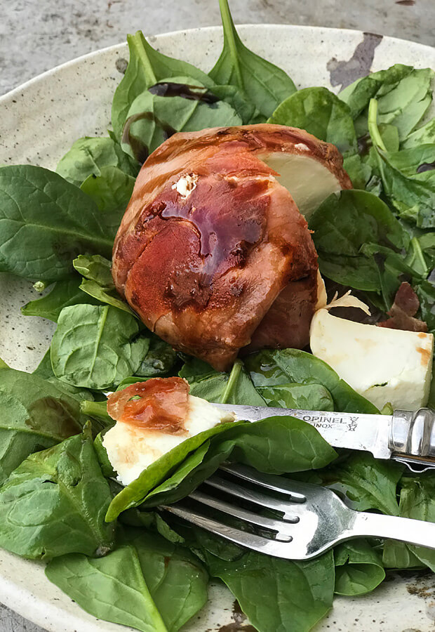 Prosciutto and Mozzarella Bomb