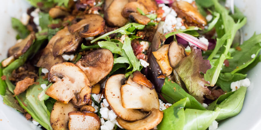 Mushrooms & Goat Cheese Salad