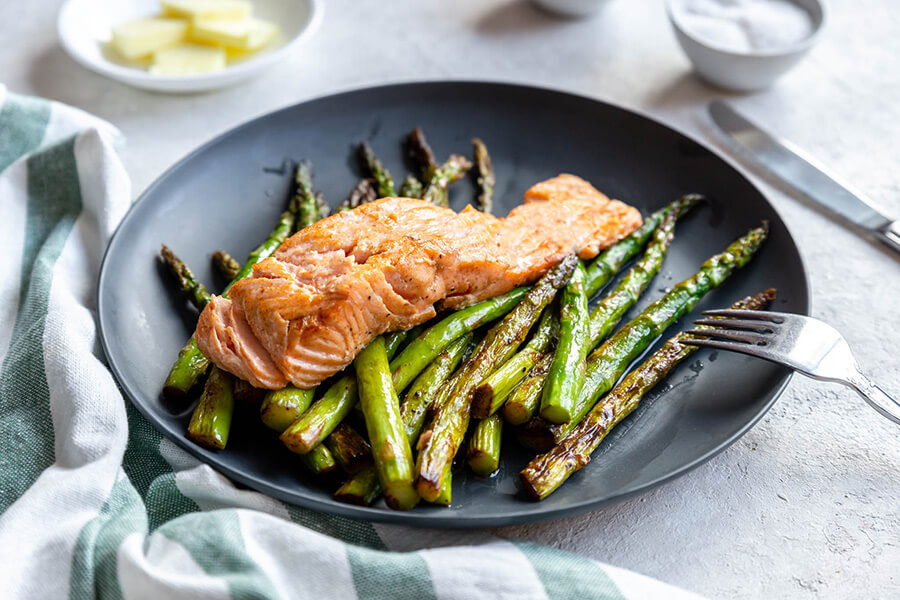 One-Pan Keto Salmon and Asparagus