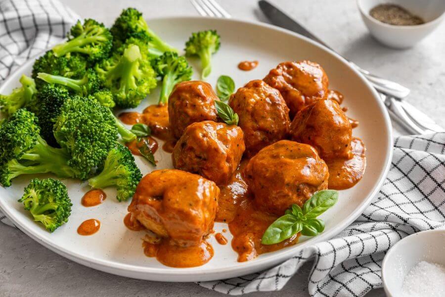 Chicken Meatballs with Tomato Cream Sauce