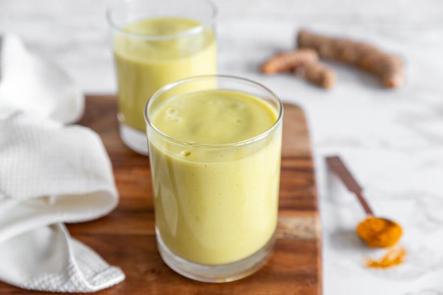 Keto Anti-Inflammatory Turmeric Smoothie