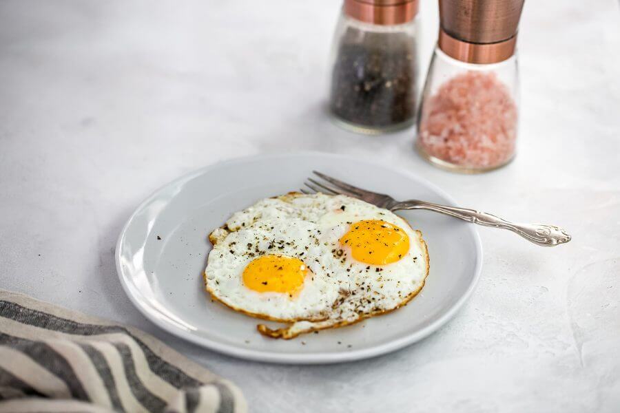 Keto Olive Oil Fried Eggs