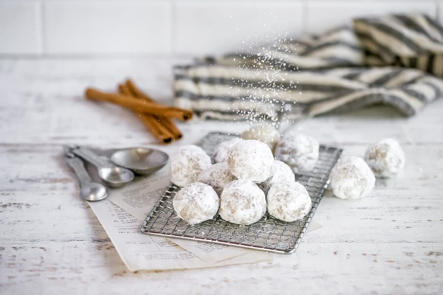 Low Carb Cinnamon Donut Bites