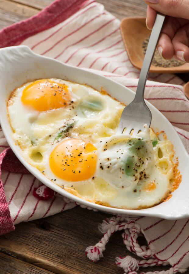 Baked Eggs with Avocado &amp; Cheddar Long