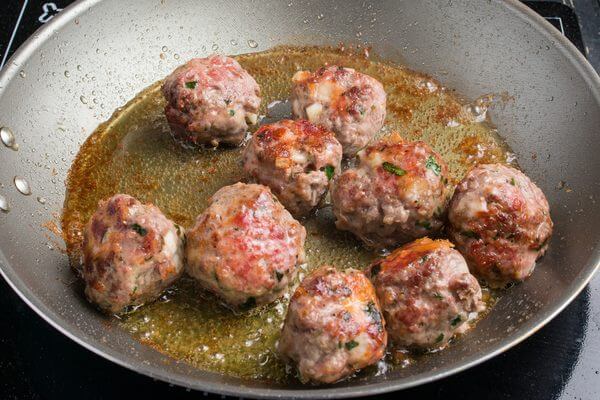 Keto Slow Cooker Parmesan Meatballs 5