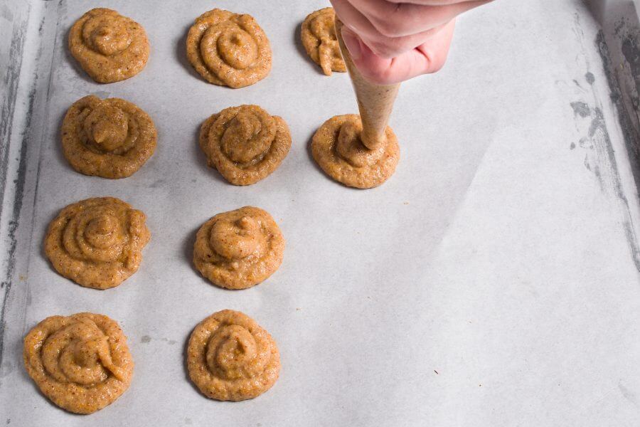 Keto Pumpkin Whoopie Pies 6