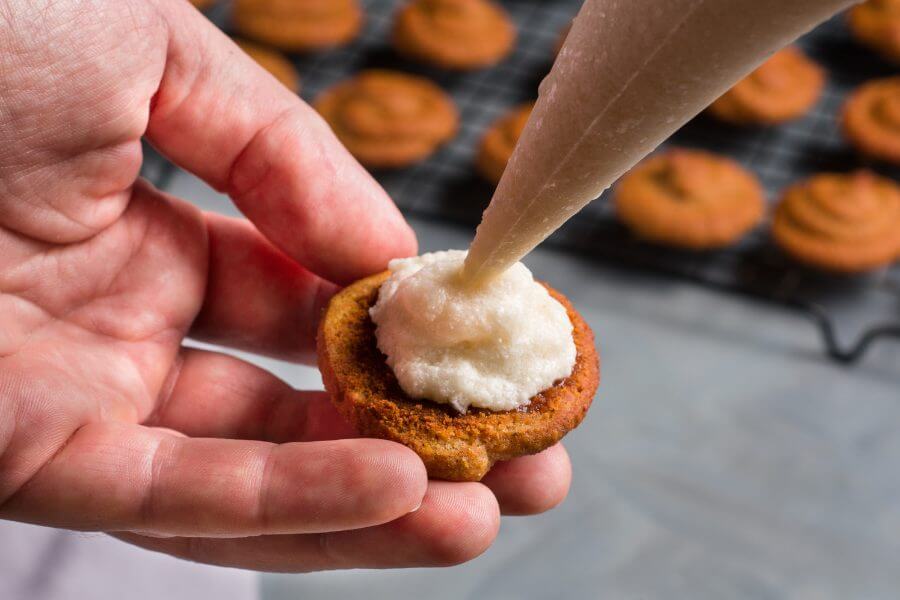 Keto Pumpkin Whoopie Pies 9